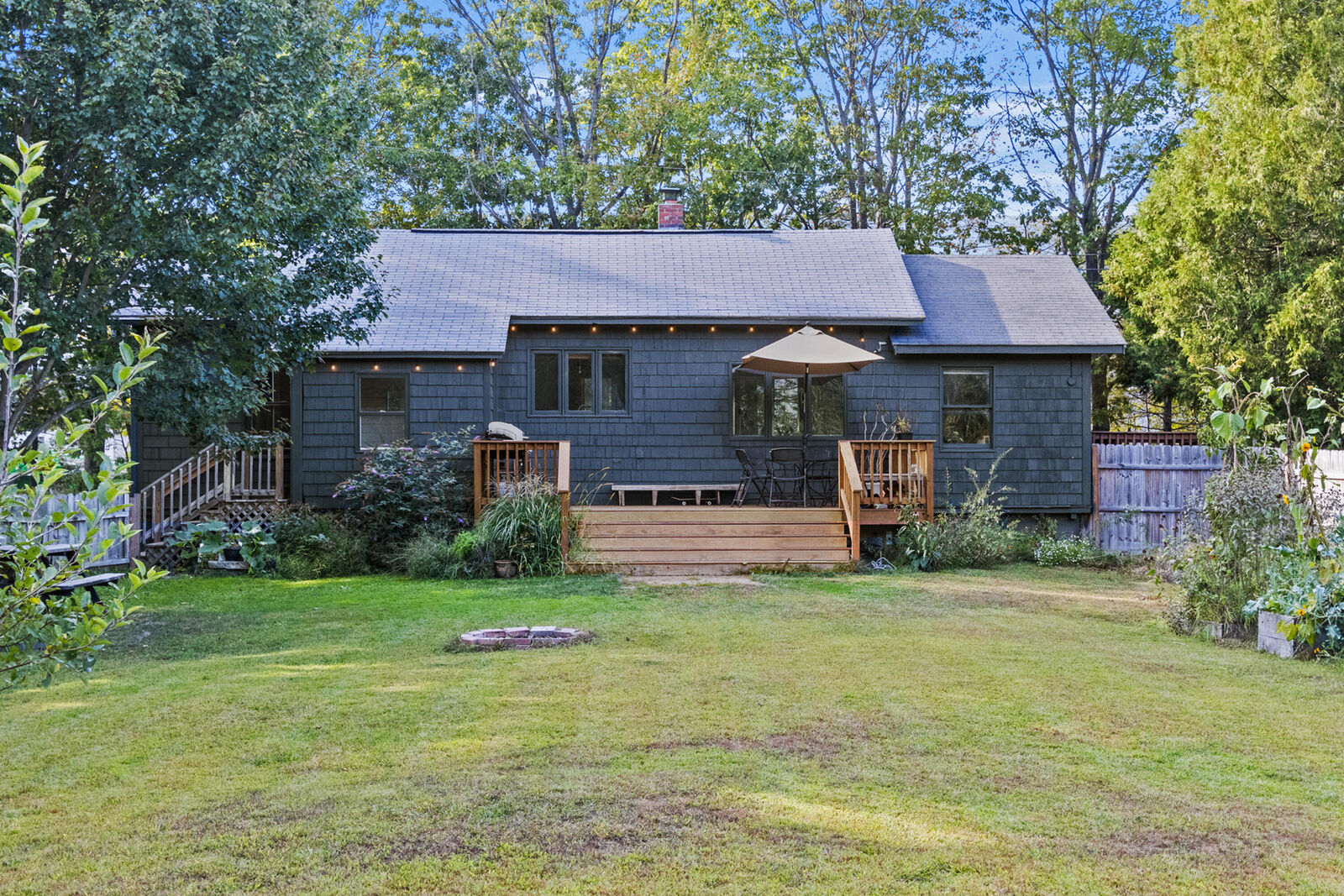 Property Photo:  60 Elizabeth Taylor Lane  ME 04106 