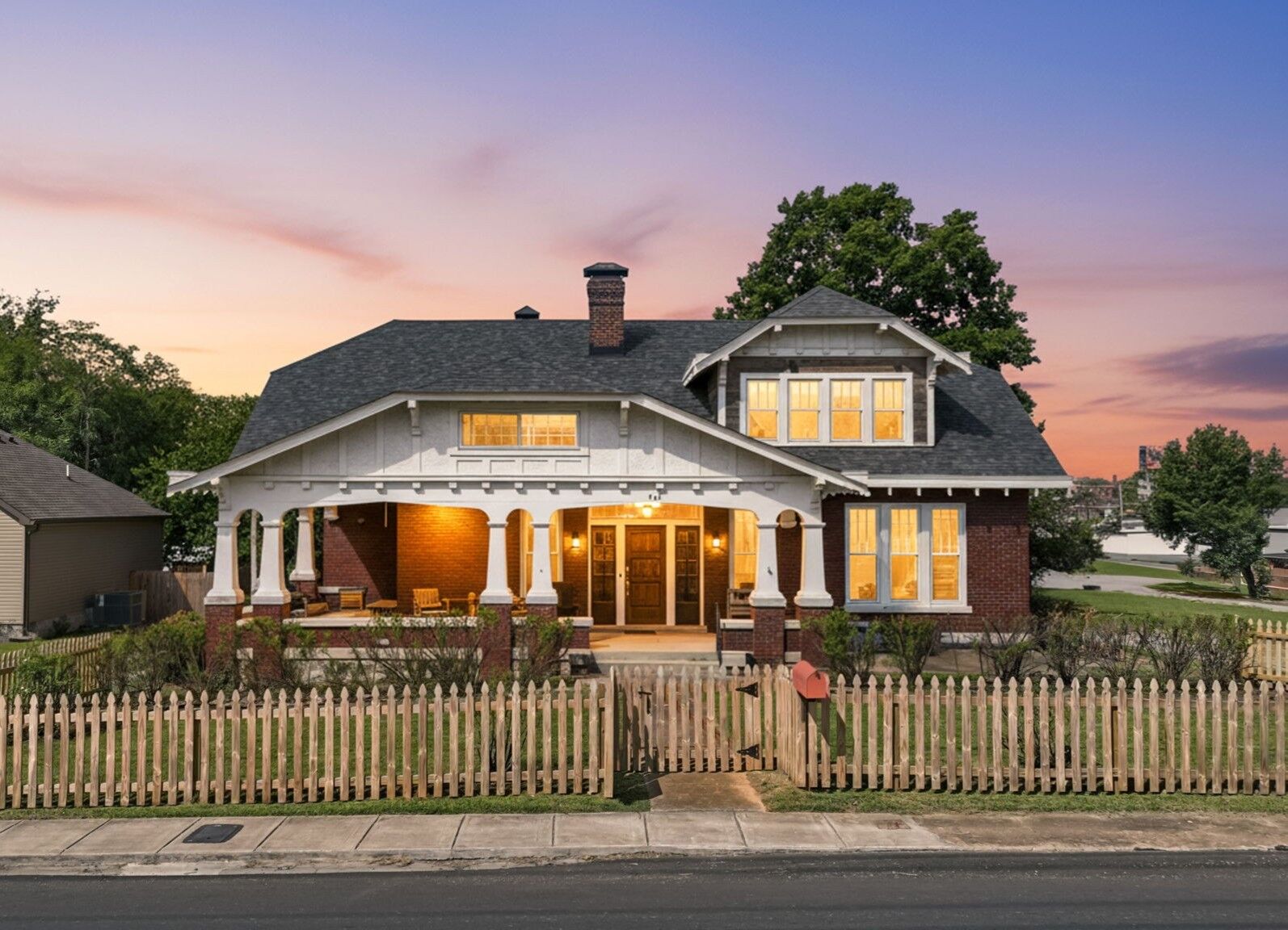 Property Photo:  527 Deery St  TN 37160 
