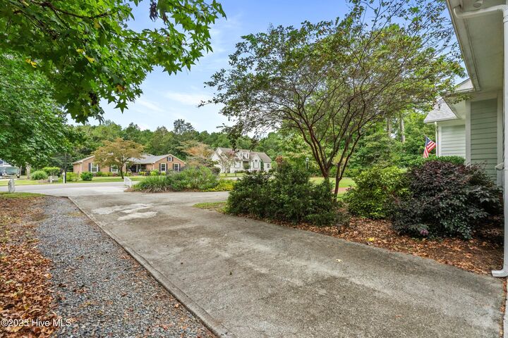 Property Photo:  151 Olde Point Road  NC 28443 