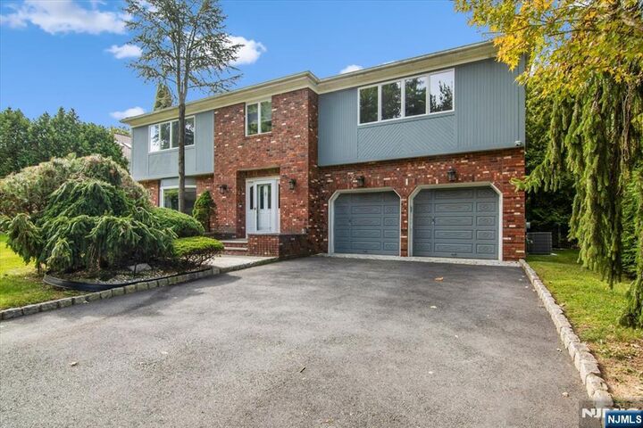 Property Photo:  6 Ashland  NJ 07006 