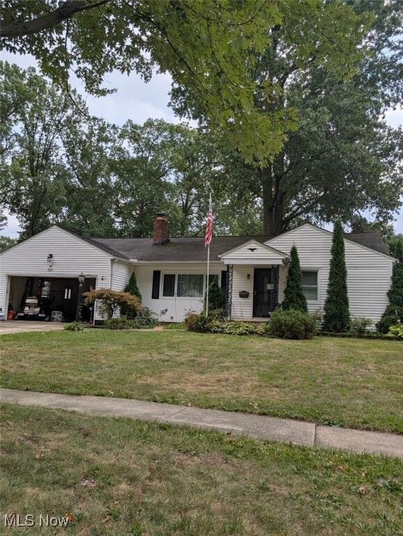 Property Photo: 329 Yale Avenue OH 44035