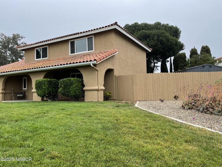 Property Photo:  684 Clubhouse Drive  CA 93455 