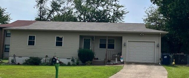 Property Photo: 1912 McElroy Drive AR 72601