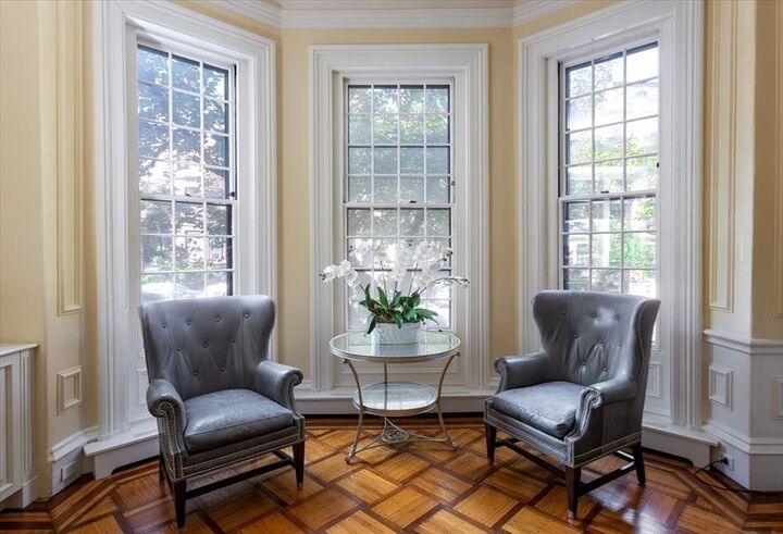 Property Photo:  176 Marlborough St 1  MA 02116 