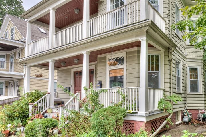 Property Photo:  170 Fourth Street 3  RI 02906 