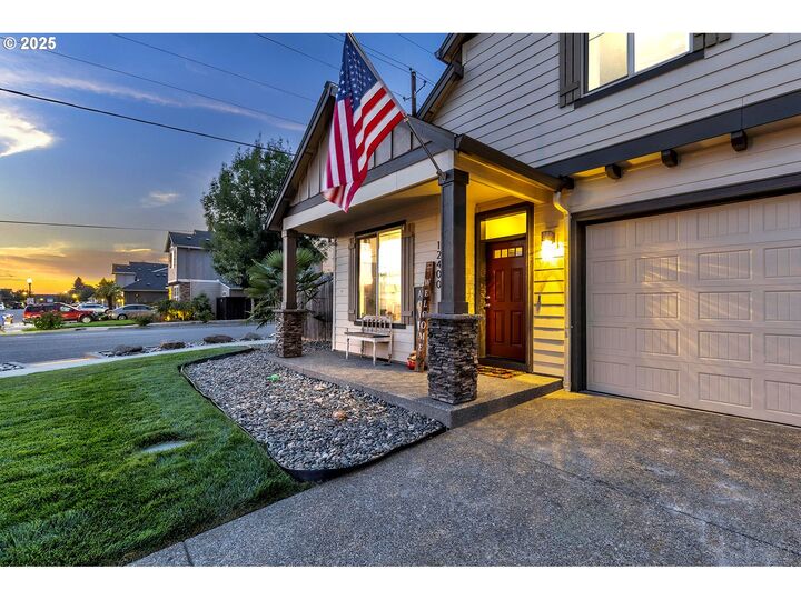 Property Photo: 12400 NE 109th St WA 98682