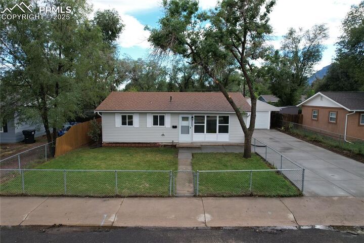 Property Photo:  1117 Montrose Avenue  CO 80905 