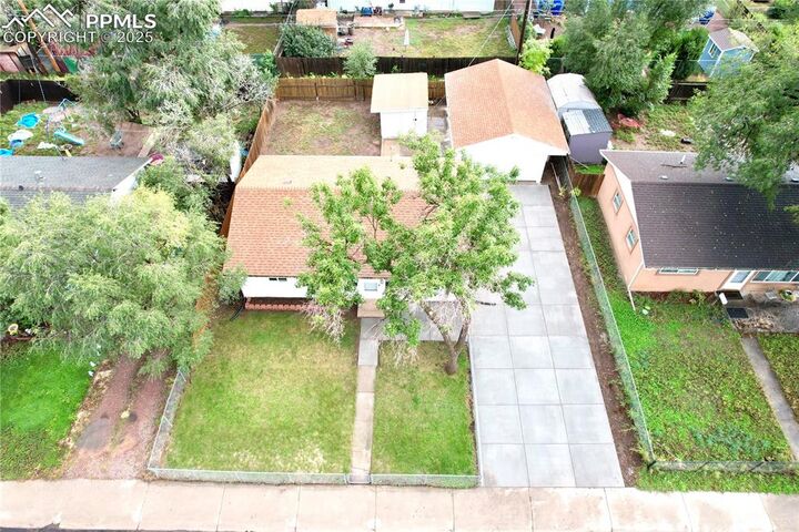 Property Photo: 1117 Montrose Avenue CO 80905