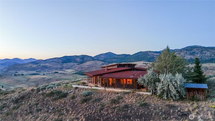 99  Hilltop Drive  Winthrop WA 98862 photo