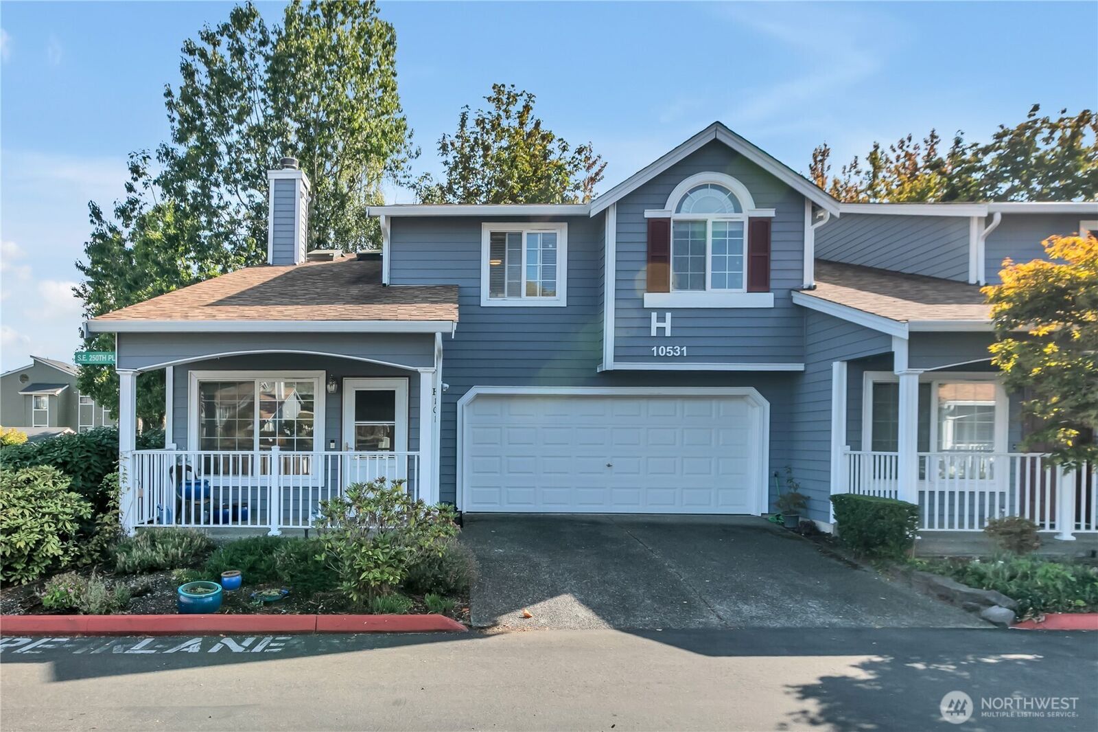 Property Photo: 10531 SE 250th Place H101 WA 98030