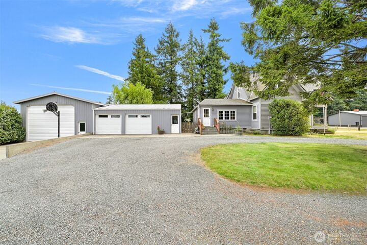 588  E Wiser Lake Road  Lynden WA 98264 photo