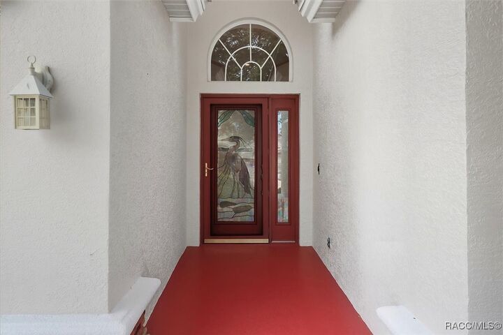 Property Photo: 22 W Doerr Path FL 34442