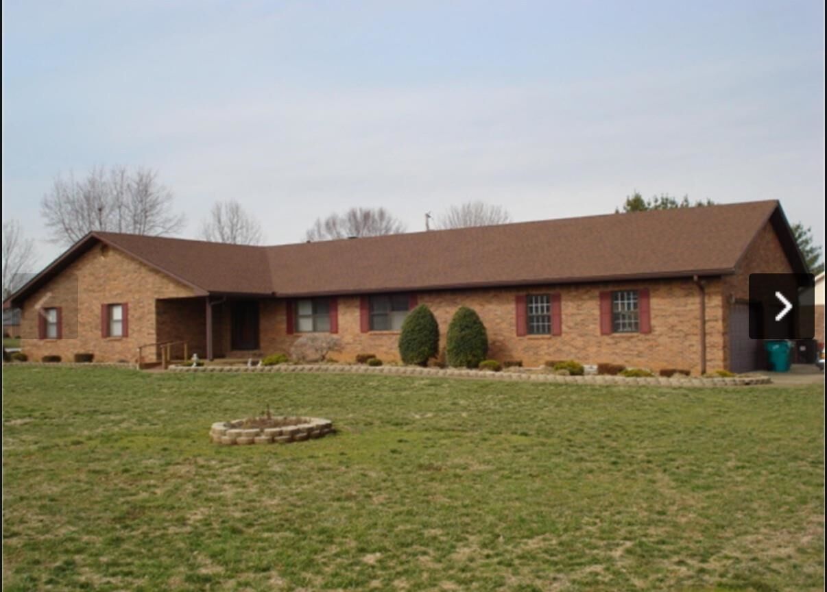 Property Photo:  2915 Carriage Hill Drive  KY 42104 
