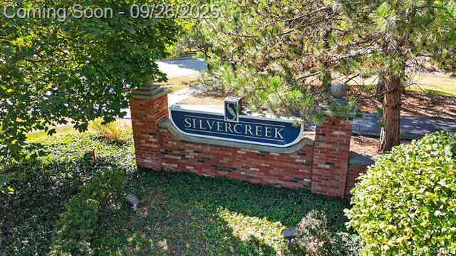 Property Photo:  3579 Oakmonte Boulevard  MI 48306 