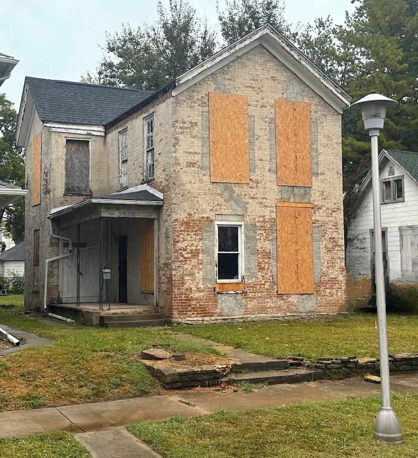 Property Photo: 505 S 12th Street IN 47374