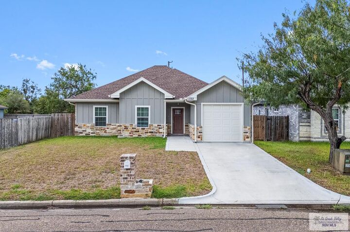 1722 Bush St.  Harlingen TX 78550 photo