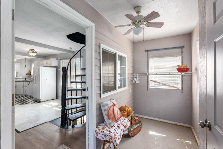 Property Photo:  2332 S Waco  KS 67213 