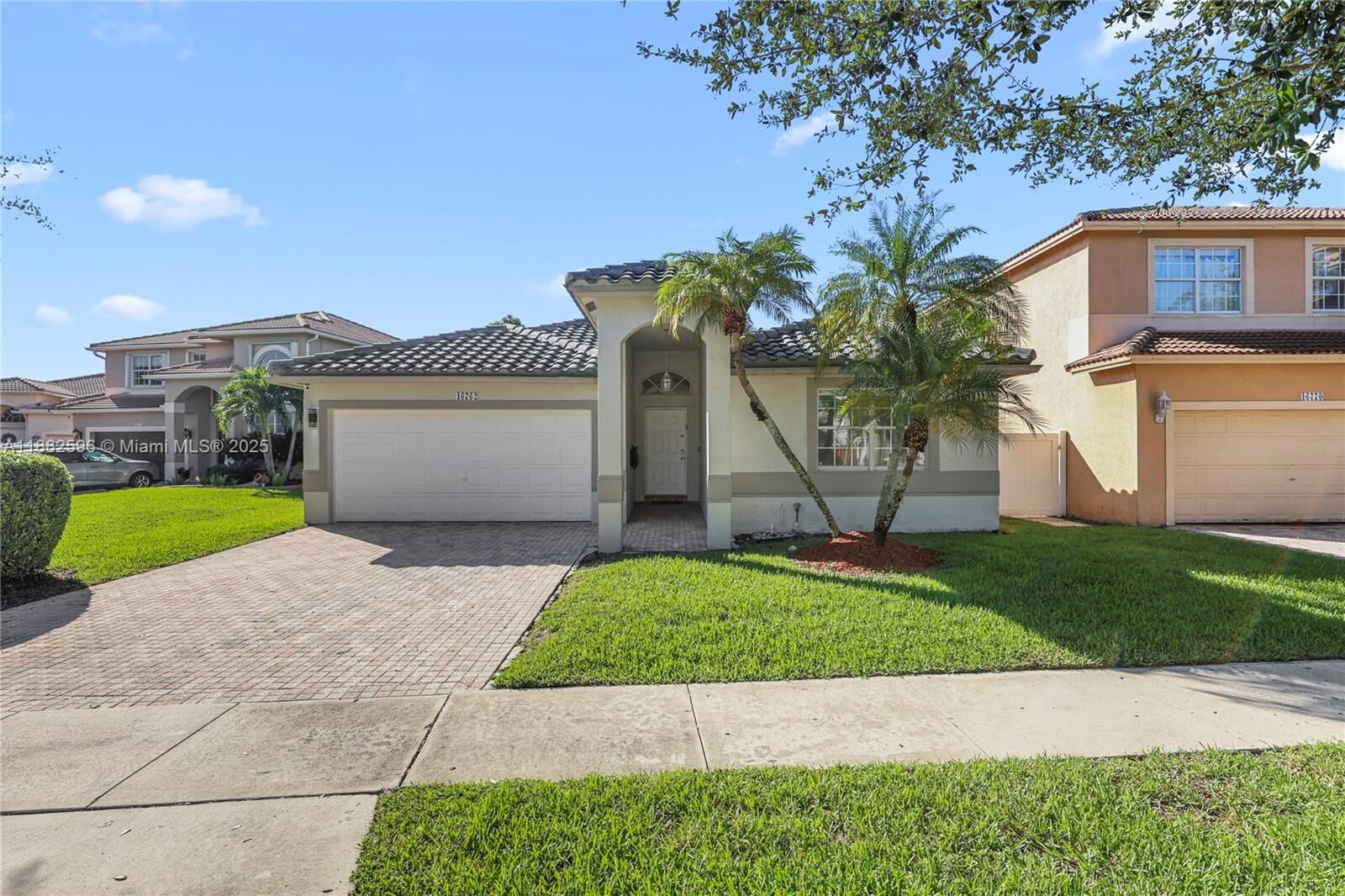 Property Photo:  16762 NW 13th St  FL 33028 