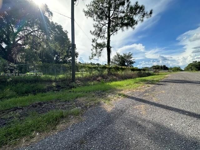 Property Photo:  420 S Coral St  FL 33440 