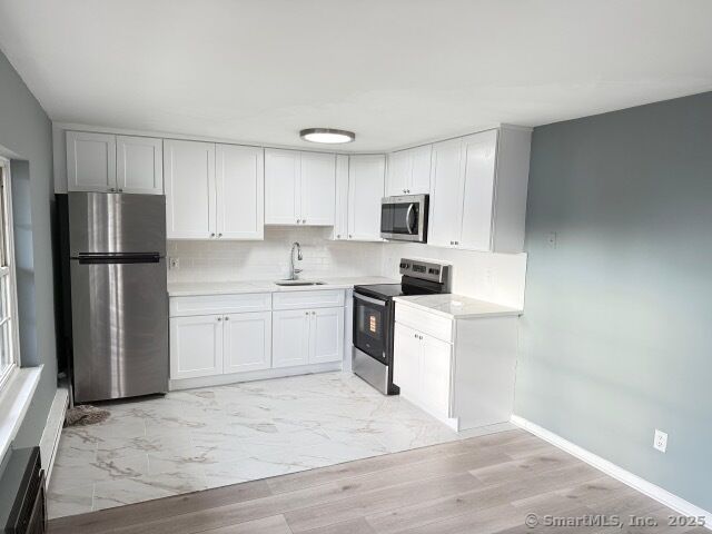 Property Photo: 8 Wardwell Street Apt 6 CT 06902