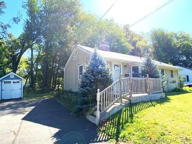 Property Photo:  73 Daniel Boulevard  CT 06002
