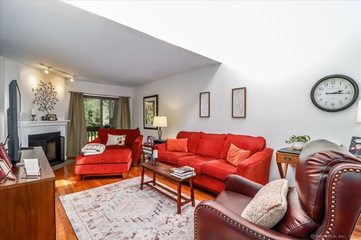 Property Photo: 42 Twin Oaks 42 CT 06776