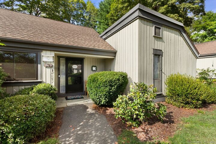 920 Heritage Village B  Southbury CT 06488 photo