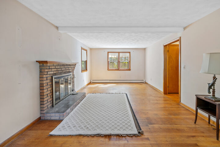 Property Photo:  211 Juniper Road  CT 06489 