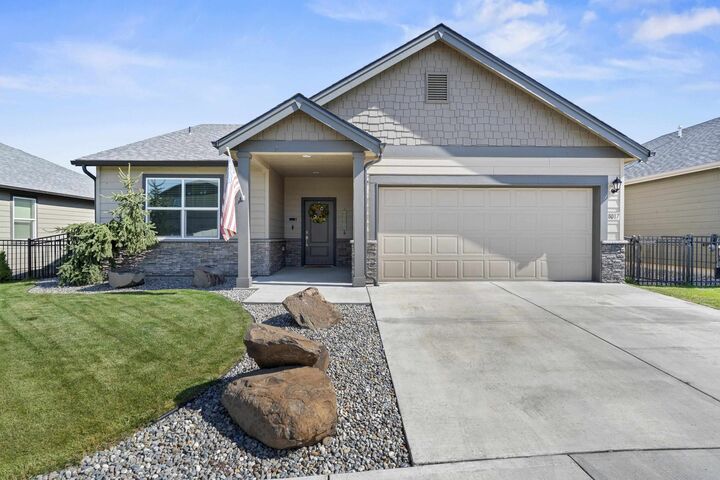 Property Photo:  8017 S Fruitvale Ln  WA 99004 