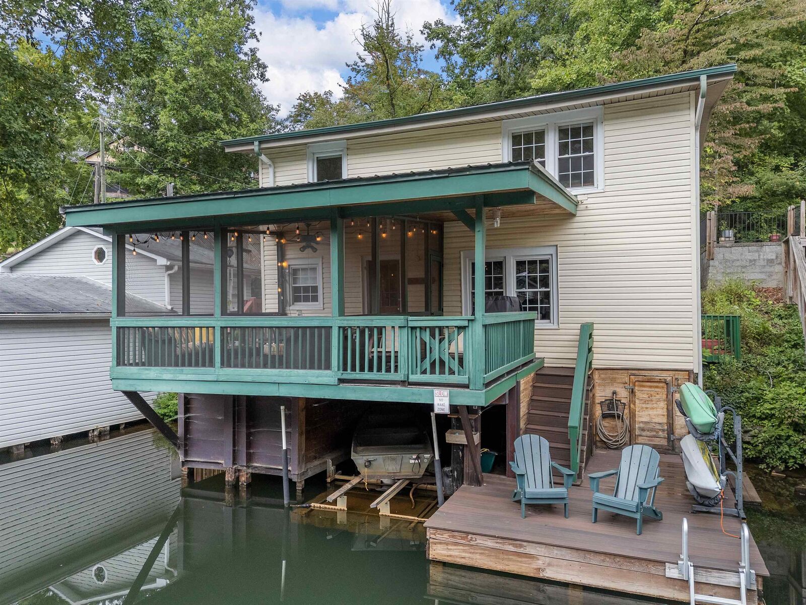 Property Photo:  364 E Lakeshore Drive  SC 29356 
