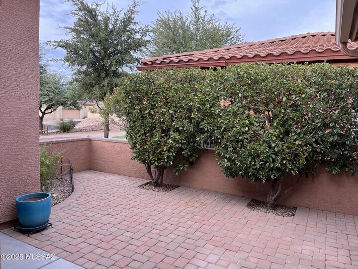 Property Photo:  13979 E Cheavront Loop  AZ 85641 