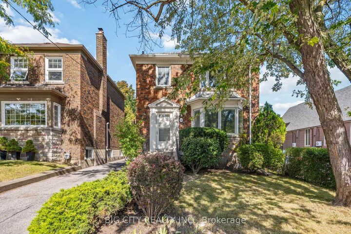 Photo de la propriété:  668 Eglinton Avenue E  ON M4G 2K4 