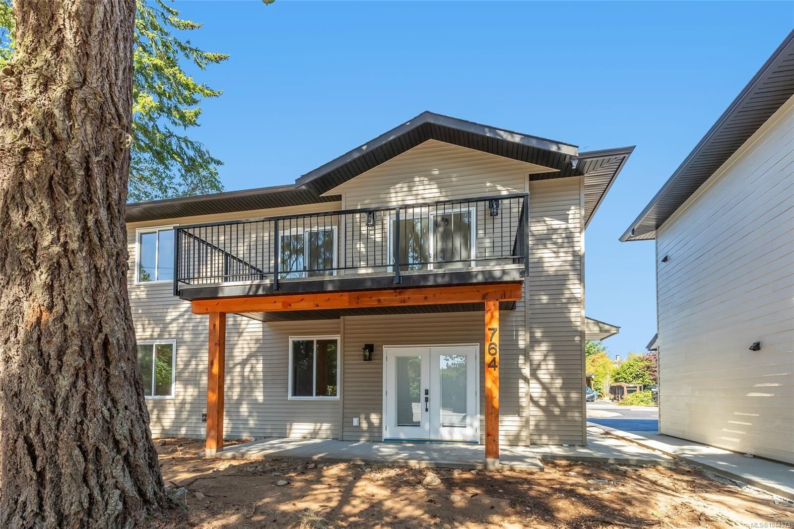 Property Photo:  764 Townsite Rd  BC V9S 1L5 