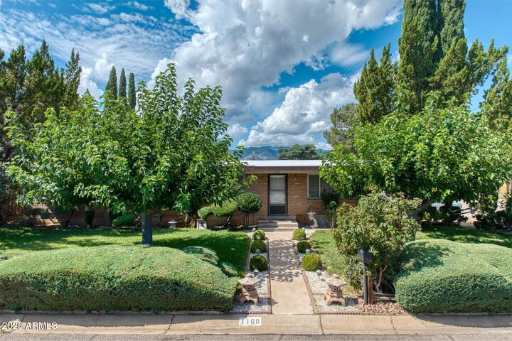 1100 Bella Vista Drive  Sierra Vista AZ 85635 photo