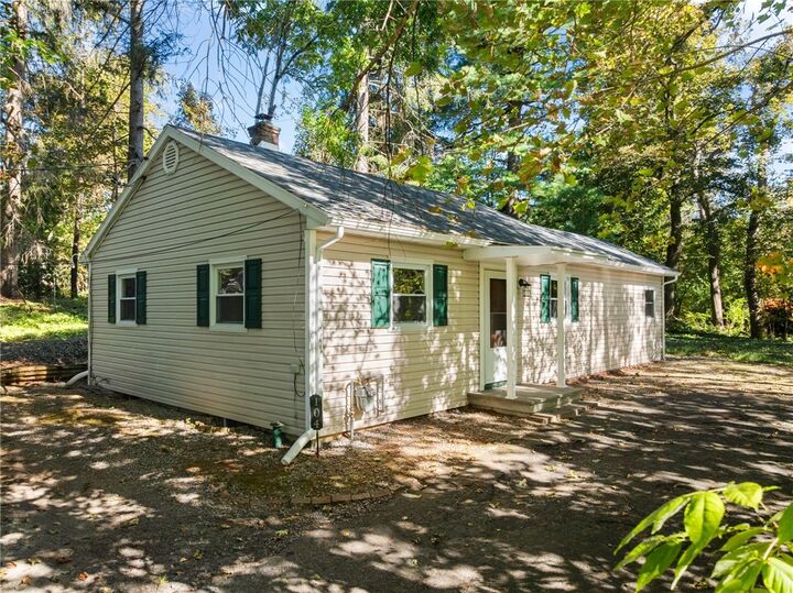 Property Photo:  104 Brook Lane  NY 14850 