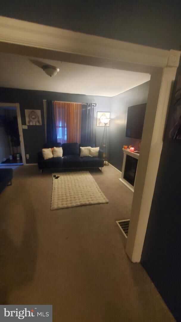 Property Photo:  1044 Pine Street  PA 19023 