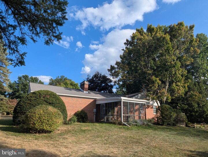 Property Photo: 1209 Mayberry Lane PA 16801