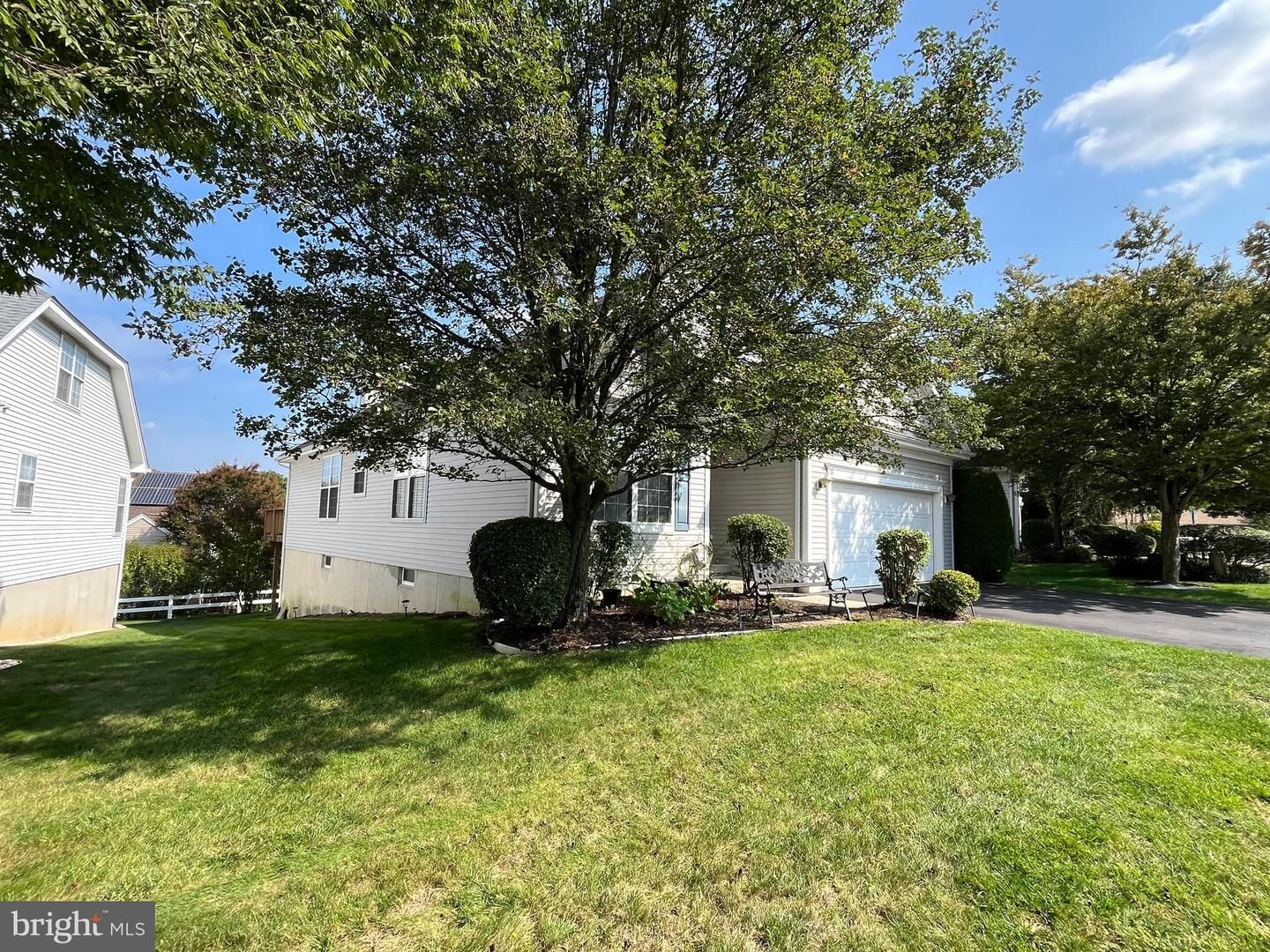 Property Photo:  13 Atrium  NJ 08620 