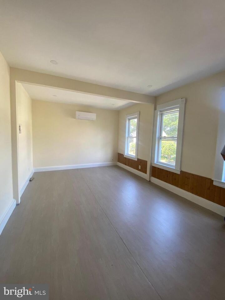 Property Photo:  724 Hunter Street  NJ 08030 