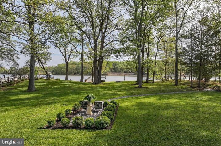 Property Photo:  1012 S Creek View Ct.  MD 20733 