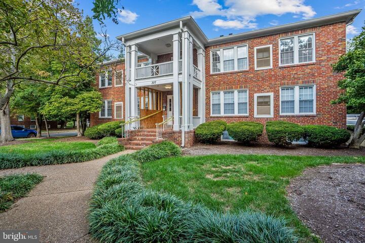 307 Duncan Avenue  Alexandria VA 22301 photo