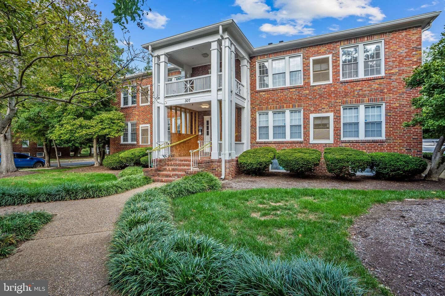 Property Photo:  307 Duncan Avenue  VA 22301 
