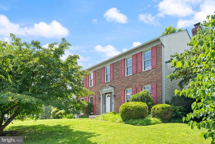 Property Photo:  4970 Manor House Court  VA 22193 