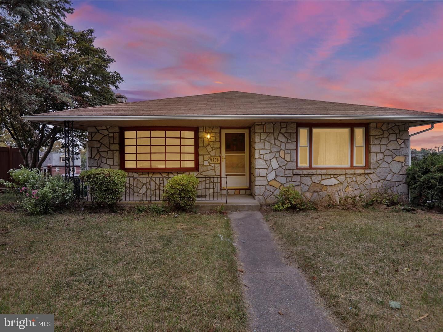 Property Photo:  1738 Hampden Boulevard  PA 19604 