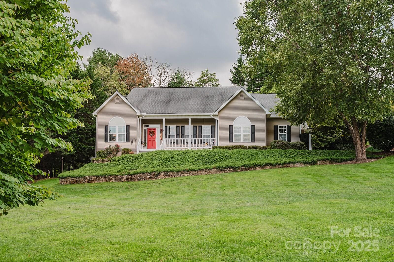 Property Photo: 2007 Holly Tree Hill None NC 28739