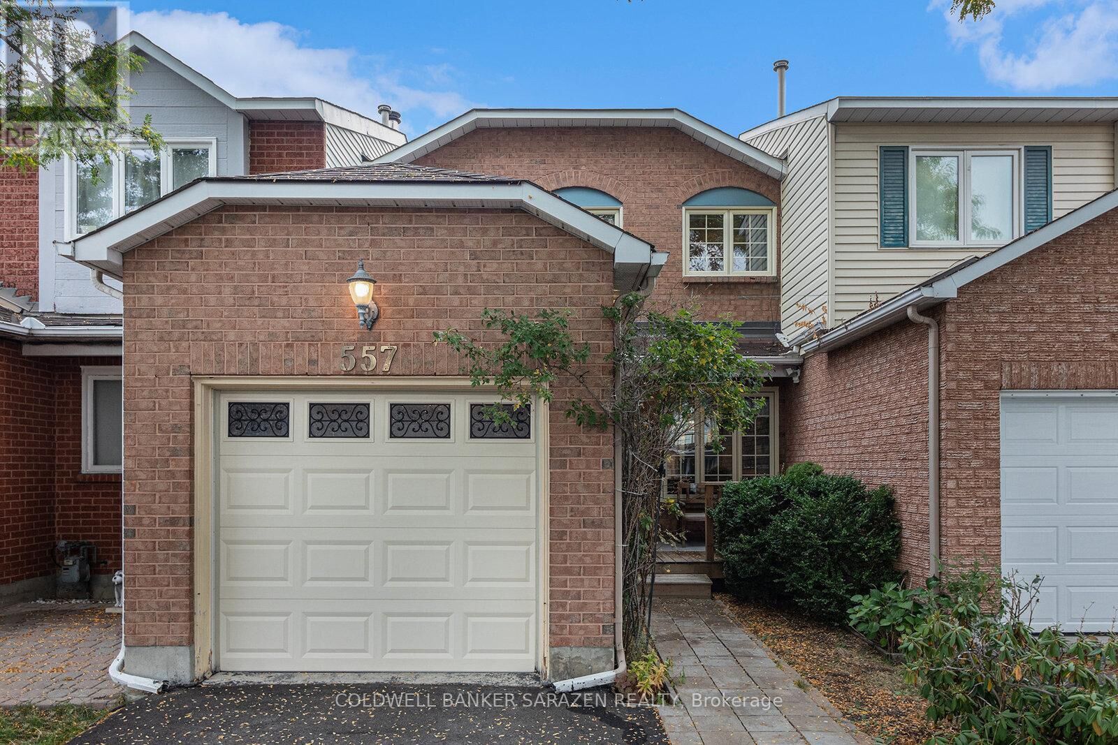 Property Photo: 557 Latour Crescent ON K4A 1N6