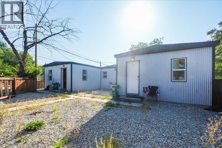 1406 Fourth Avenue — photo 1