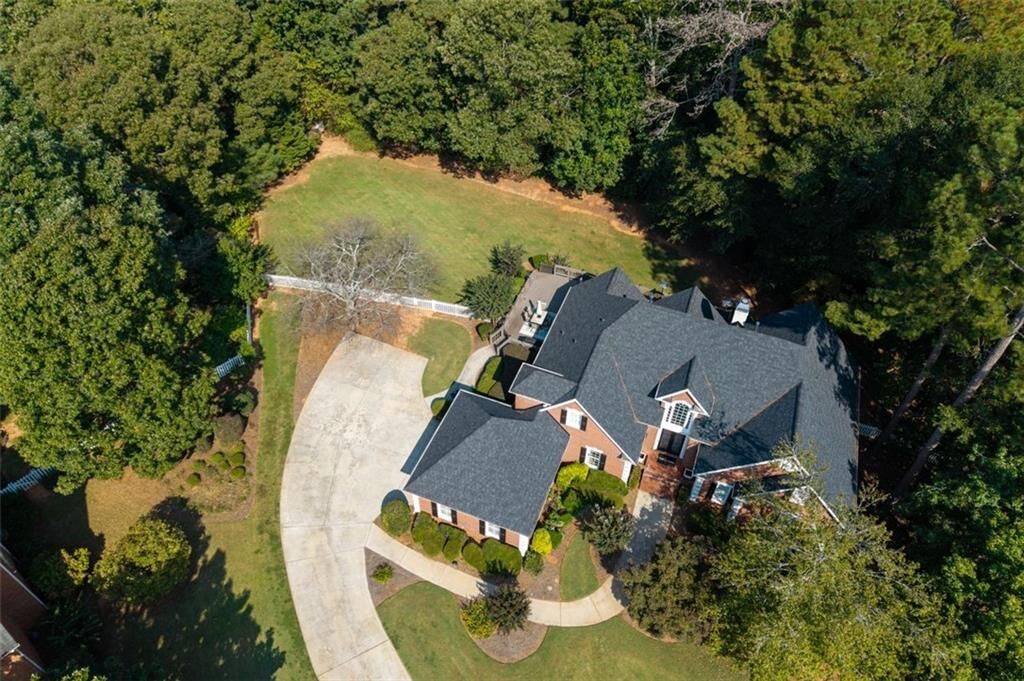 Property Photo:  2009 Hardwick Court  GA 30013 