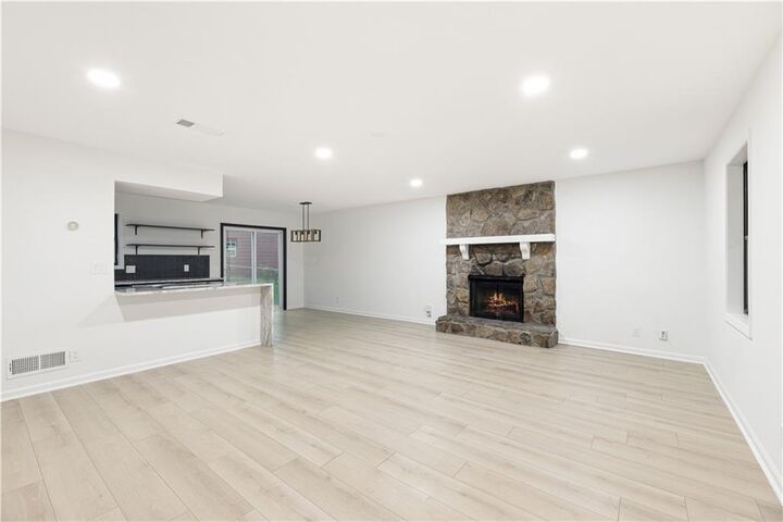 Property Photo:  1487 Springwood Drive SE B  GA 30080 