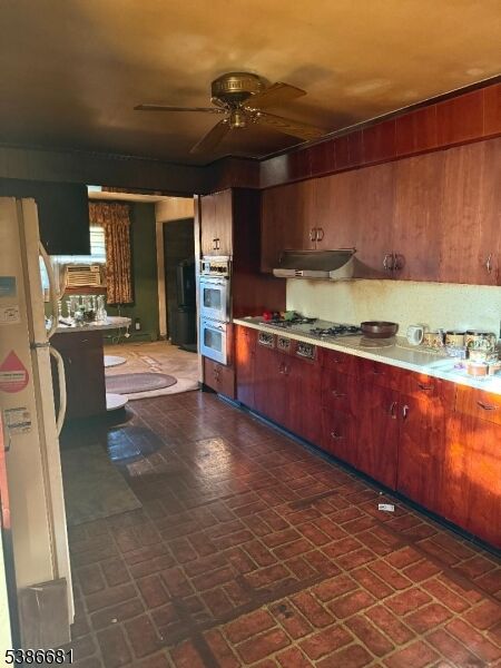 Property Photo:  134 Lake View Blvd  NJ 08817 